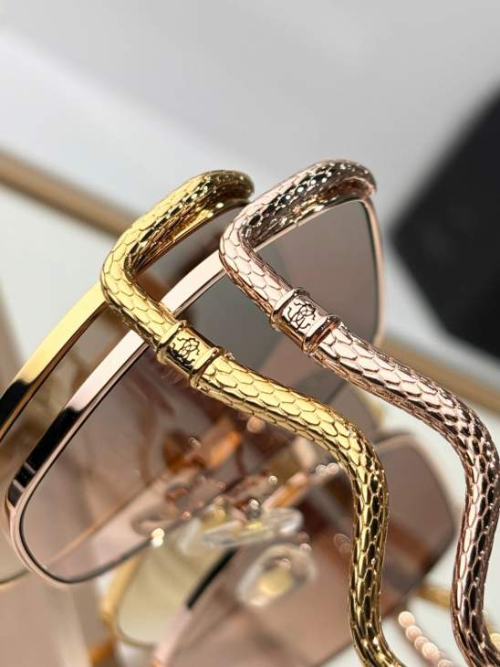 Picture of Roberto Cavalli Sunglasses _SKUfw67544964fw